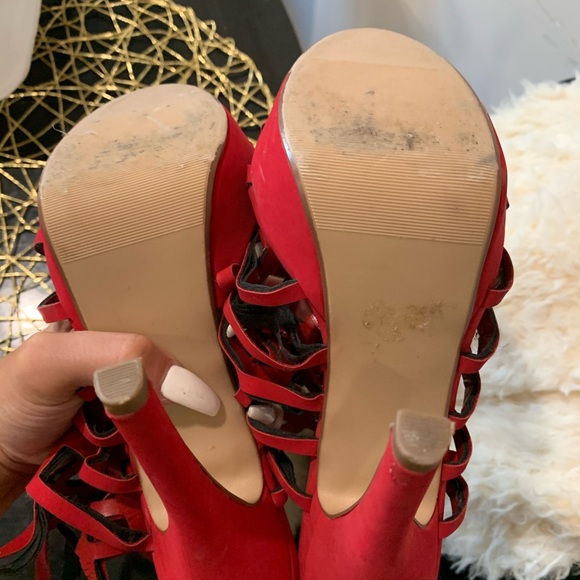 Red strappy heeled sandal - Picture 4 of 4